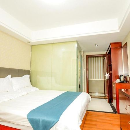 Ji Hotel Shanghai Hongqiao Gubei Fortune Center ภายนอก รูปภาพ