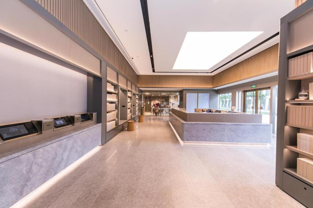 Ji Hotel Shanghai Hongqiao Gubei Fortune Center ภายนอก รูปภาพ