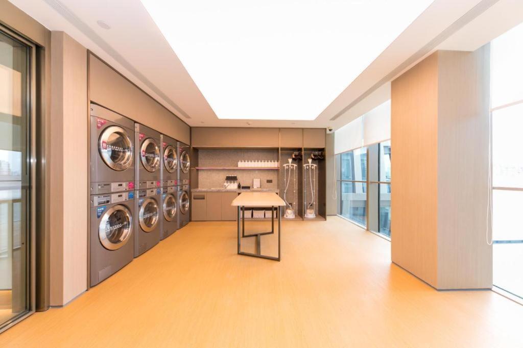 Ji Hotel Shanghai Hongqiao Gubei Fortune Center ภายนอก รูปภาพ